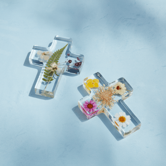 Dried Flower/Fern Resin Cross