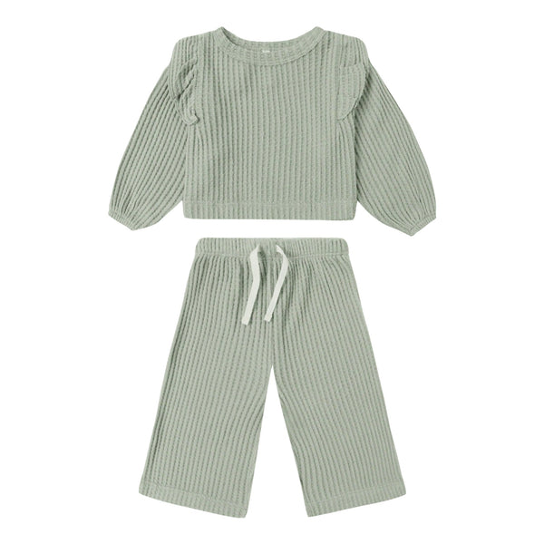 Ruffle Cozy Set