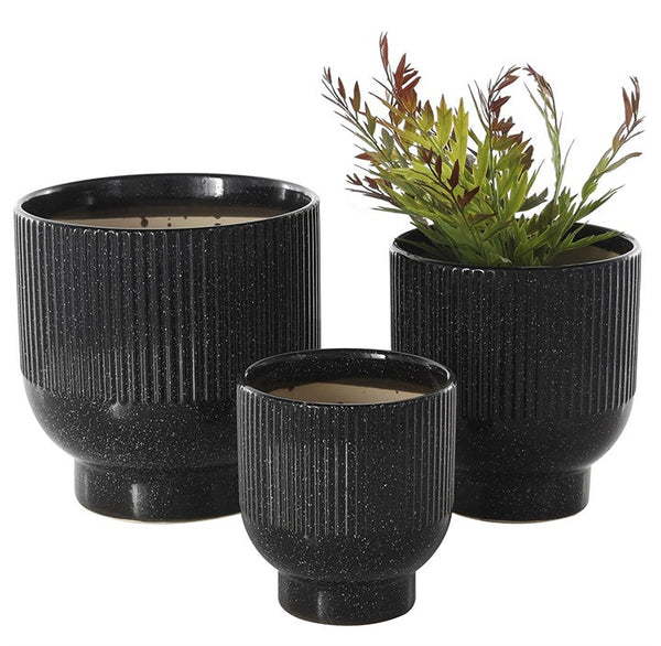 Grooved Black Planter, 3 Sizes