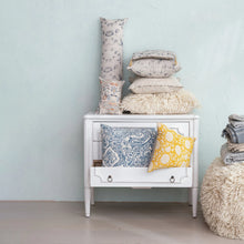 Load image into Gallery viewer, 9"x14" Flower Print Pillow