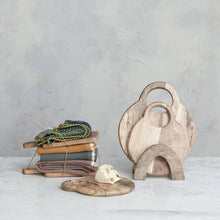 Load image into Gallery viewer, S/4 Stitched Dish Cloths &amp; Wood Board Set