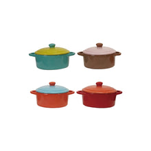 Load image into Gallery viewer, Two-Tone Stoneware Baking Pot