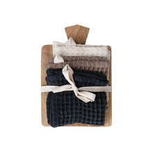 Load image into Gallery viewer, S/4 Waffle Dish Cloths &amp; Board Set
