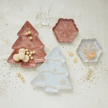 Load image into Gallery viewer, Snowflake Plate